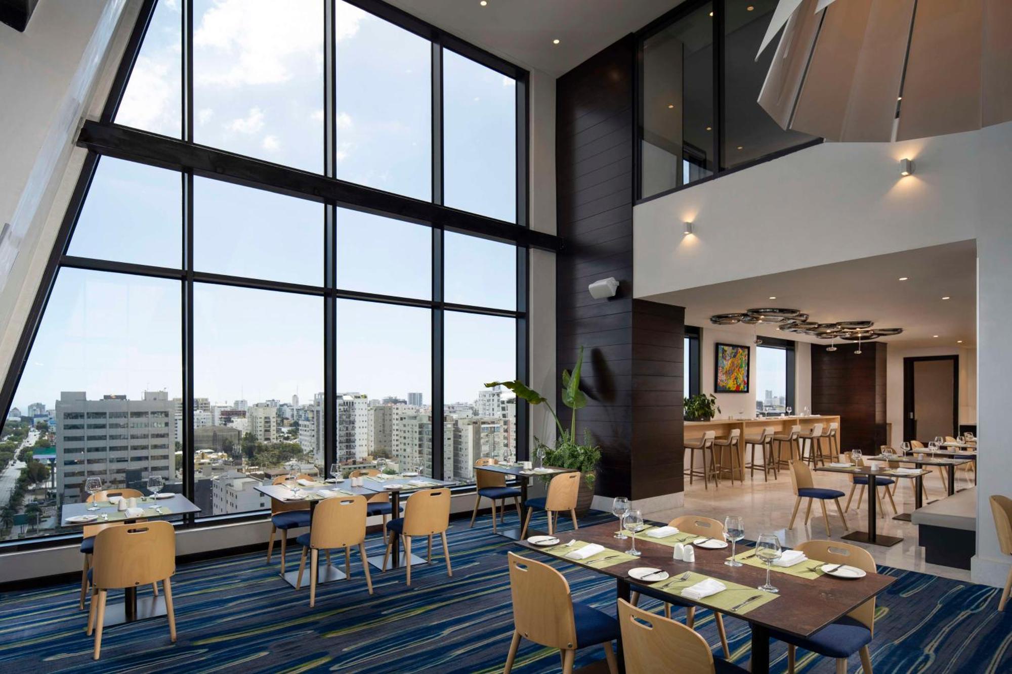 โฮมวูด สวีท บาย ฮิลตัน ซานโตโดมิงโก โดมินิกัน รีพลับลิก Hotel ภายนอก รูปภาพ
